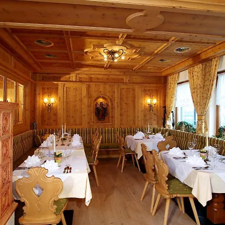 Sonnenhof Centrum 4*