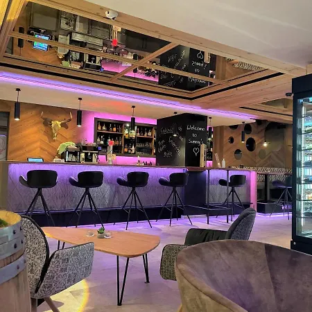 Sonnenhof Centrum Hotell 4*