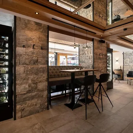 Sonnenhof Centrum جيرلوس