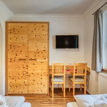 Sonnenhof Centrum Hotell 4*