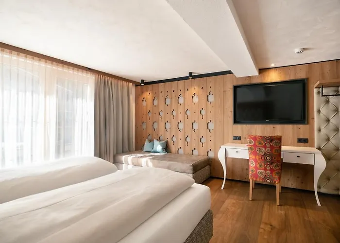 מלון Sonnenhof Centrum 4*