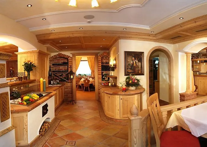 Sonnenhof Centrum מלון 4*