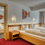 Sonnenhof Centrum Hotel 4*
